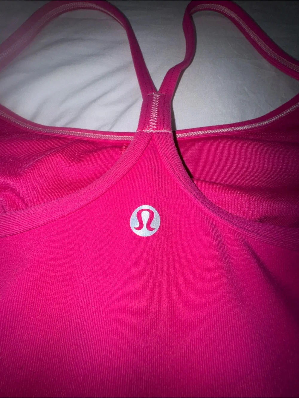 Lululemon Flow Y tank - Fuchsia Pink